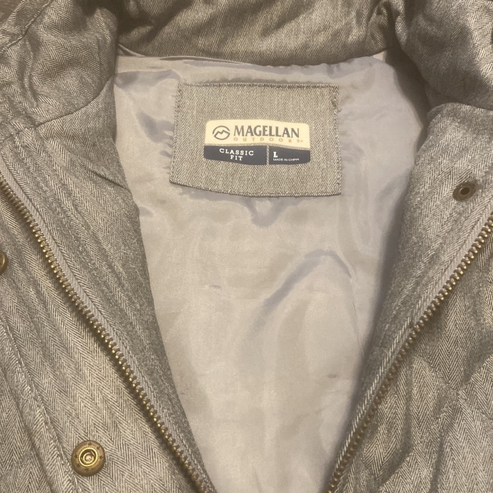 Girls magellan vest size large - Picture 4 of 4